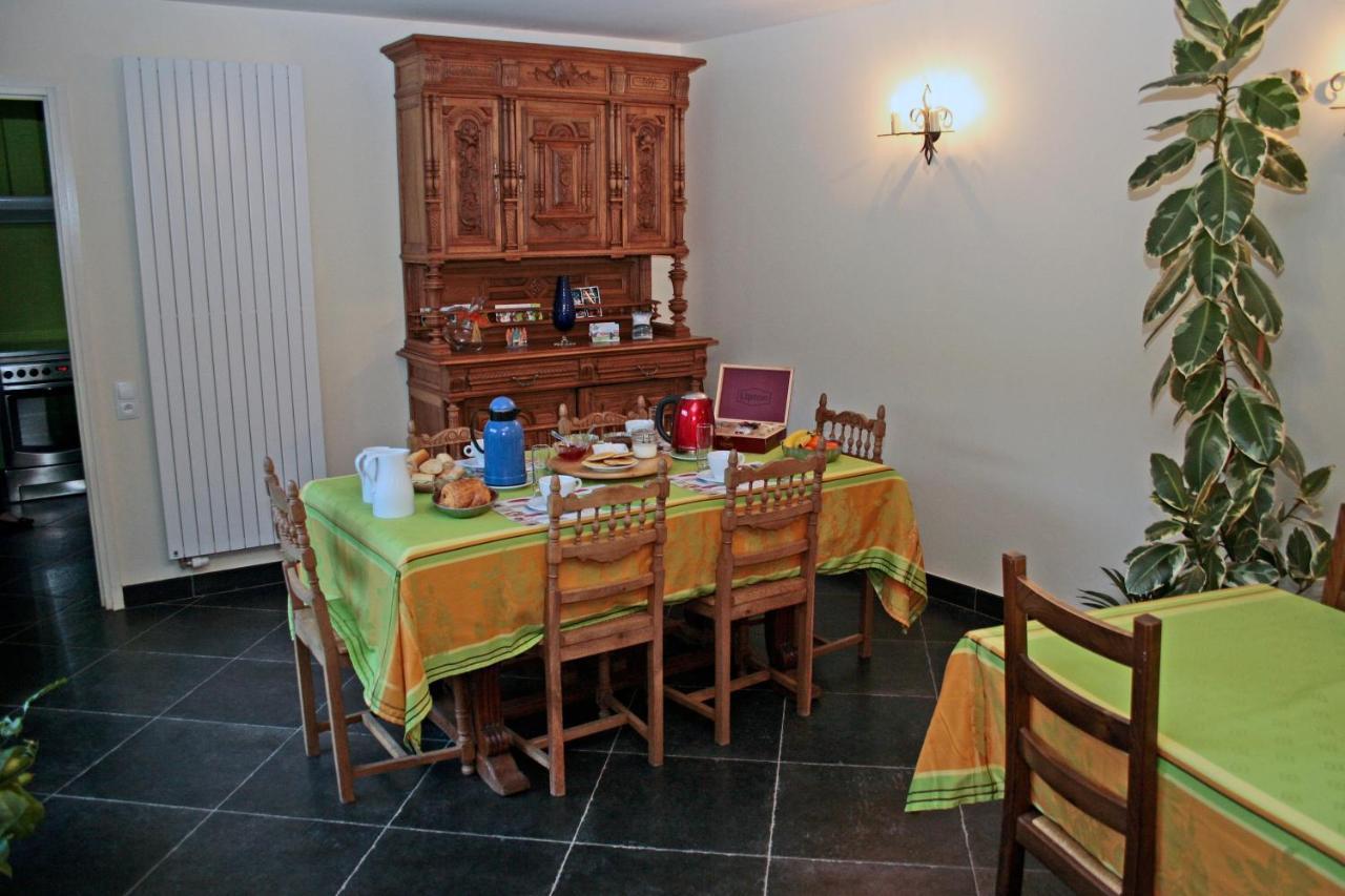 Ferme Brocart Bed and Breakfast Bouvines Exteriör bild